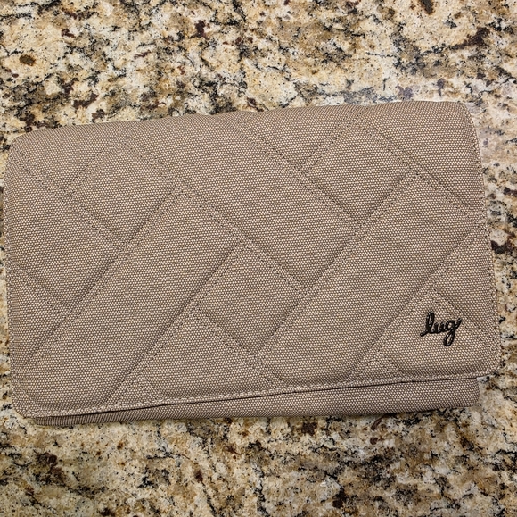 EUC- LUG- HUDDLE MATTE LUXE- Sand - Picture 8 of 8